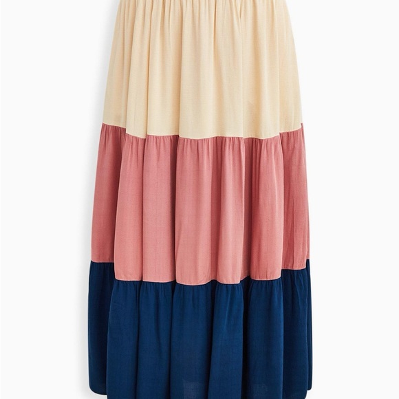 Plus Size Clothes - Picture 5 of 12